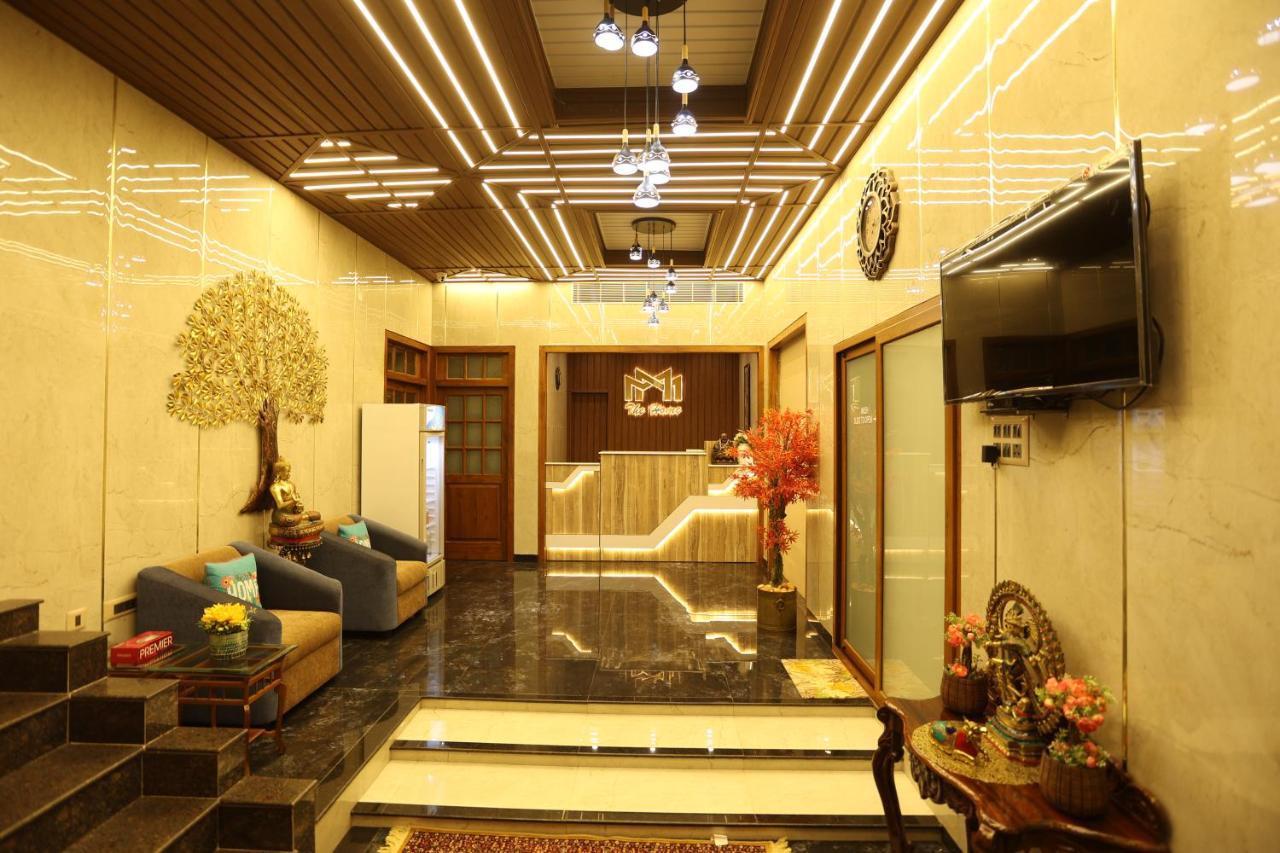 Minas Manor Hotel Tiruchirappalli Buitenkant foto